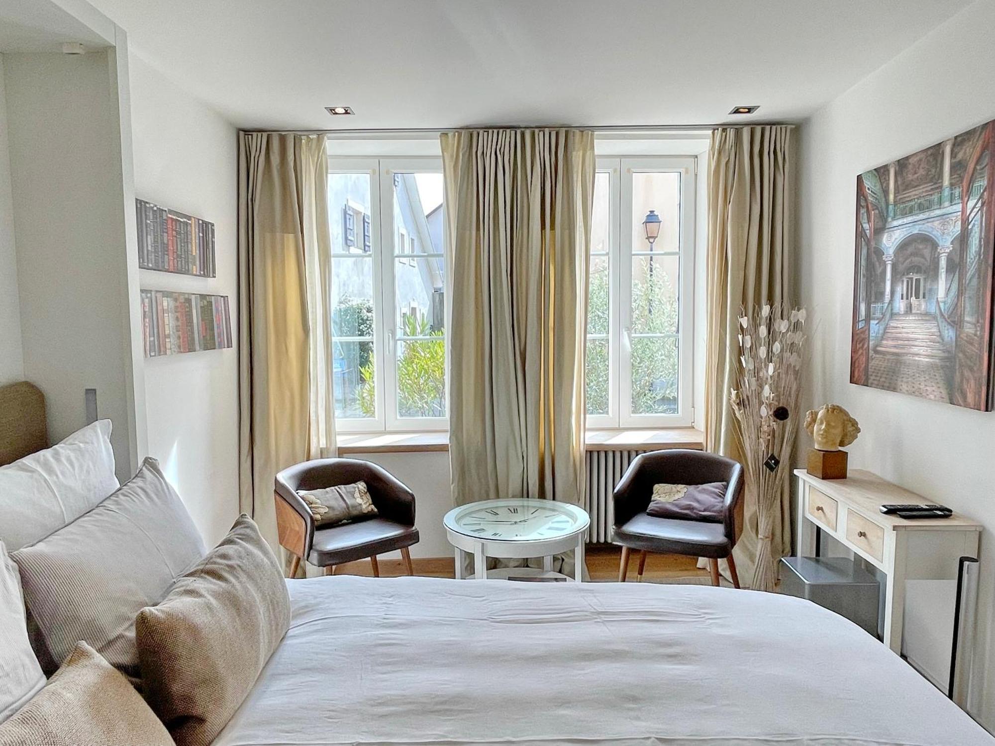 Le Cinquante Quatre Apartment Perroy Luaran gambar